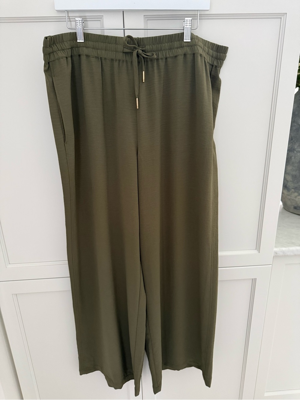 Melanie Lyne wide leg pants